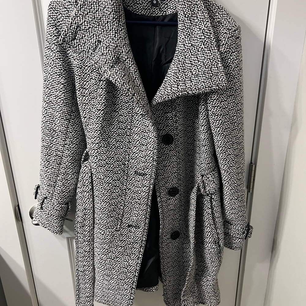 Worthington Black and White Trench Coat